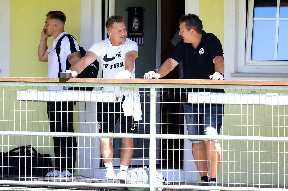 Sturm Damen - Ajax Frouwen
UEFA Women's Europa Cup, 1. Runde, SK Sturm Graz Damen - Ajax Amsterdam, Stadion Hollenegg, 18.09.2025.

Foto zeigt Daniel Gutschi (Torwart-Trainer Sturm Damen)
