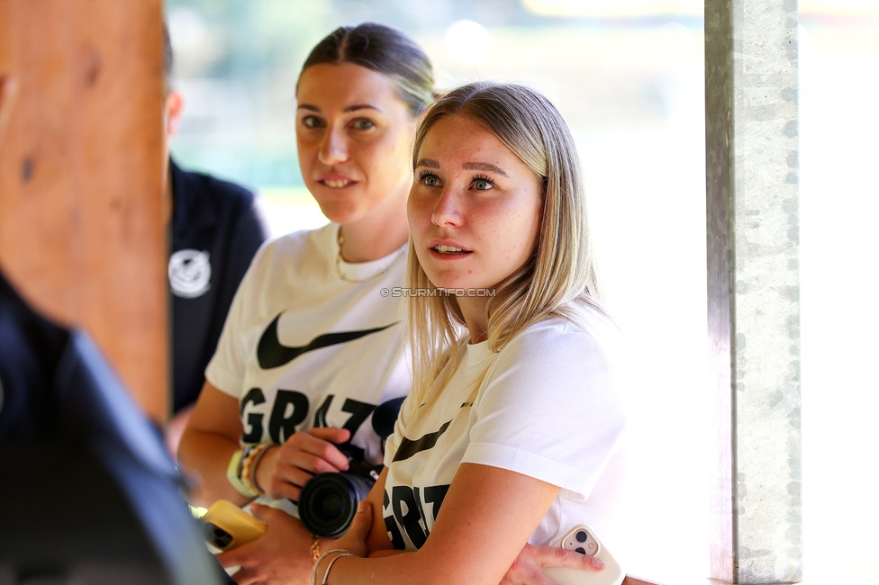 Sturm Damen - Ajax Frouwen
UEFA Women's Europa Cup, 1. Runde, SK Sturm Graz Damen - Ajax Amsterdam, Stadion Hollenegg, 18.09.2025.

Foto zeigt Anna Wirnsberger (Sturm Damen)
