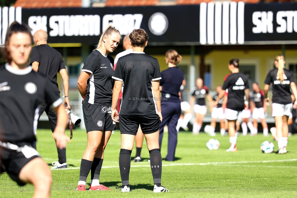 Sturm Damen - Ajax Frouwen
UEFA Women's Europa Cup, 1. Runde, SK Sturm Graz Damen - Ajax Amsterdam, Stadion Hollenegg, 18.09.2025.

Foto zeigt Laura Lillholm-Petersen (Sturm Damen) und Pauline Deutsch (Sturm Damen)
