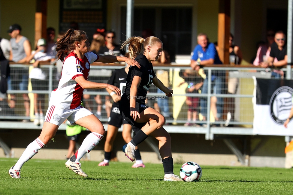 Sturm Damen - Ajax Frouwen
UEFA Women's Europa Cup, 1. Runde, SK Sturm Graz Damen - Ajax Amsterdam, Stadion Hollenegg, 18.09.2025.

Foto zeigt Lena Breznik (Sturm Damen)
