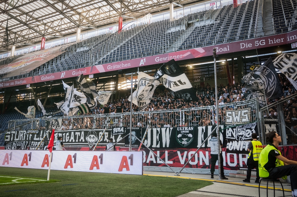RB Salzburg - Sturm Graz
Oesterreichische Fussball Bundesliga, 6. Runde, FC RB Salzburg - SK Sturm Graz, Stadion Wals-Siezenheim, 20.09.2025. 

Foto zeigt Fans von Sturm
