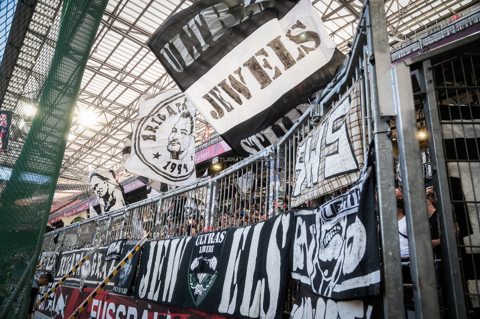 RB Salzburg - Sturm Graz
Oesterreichische Fussball Bundesliga, 6. Runde, FC RB Salzburg - SK Sturm Graz, Stadion Wals-Siezenheim, 20.09.2025. 

Foto zeigt Fans von Sturm
