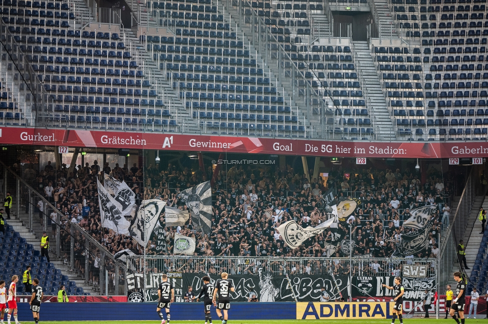 RB Salzburg - Sturm Graz
Oesterreichische Fussball Bundesliga, 6. Runde, FC RB Salzburg - SK Sturm Graz, Stadion Wals-Siezenheim, 20.09.2025. 

Foto zeigt Fans von Sturm mit einem Spruchband
Schlüsselwörter: repression