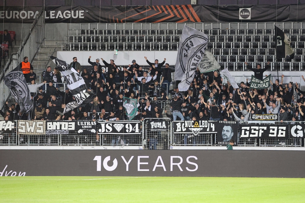 Midtjylland - Sturm Graz
UEFA Europa League Gruppenphase 1. Spieltag, FC Midtjylland - SK Sturm Graz, Arena Herning, 24.09.2025. 

Foto zeigt Fans von Sturm
