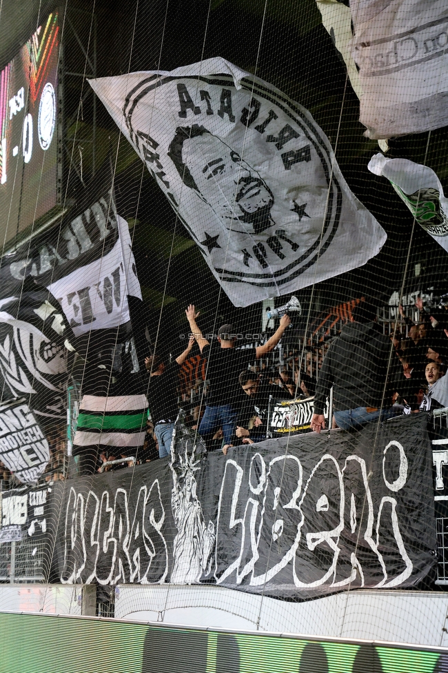 Midtjylland - Sturm Graz
UEFA Europa League Gruppenphase 1. Spieltag, FC Midtjylland - SK Sturm Graz, Arena Herning, 24.09.2025. 

Foto zeigt Fans von Sturm mit einem Spruchband
Schlüsselwörter: repression