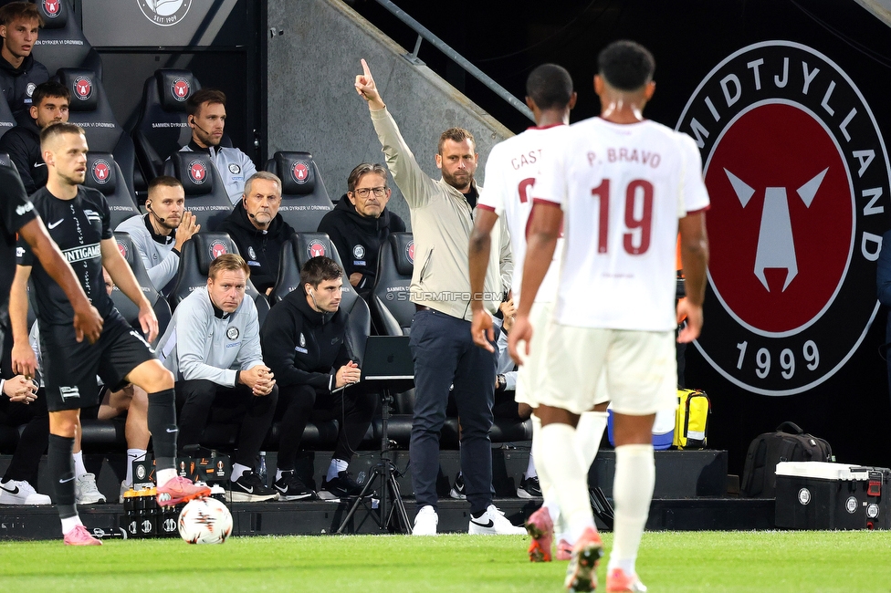 Midtjylland - Sturm Graz
UEFA Europa League Gruppenphase 1. Spieltag, FC Midtjylland - SK Sturm Graz, Arena Herning, 24.09.2025. 

Foto zeigt Juergen Saeumel (Cheftrainer Sturm)
