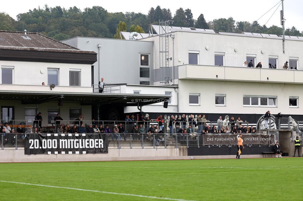 Sturm Damen - Neulengbach
OEFB Frauen Bundesliga, 7. Runde, SK Sturm Graz Damen - USV Neulengbach, Trainingszentrum Messendorf, 27.09.2025. 

Foto zeigt Fans von Sturm
