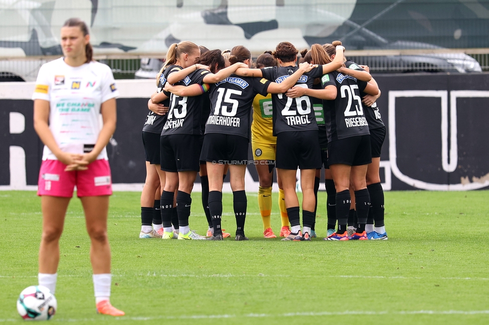 Sturm Damen - Neulengbach
OEFB Frauen Bundesliga, 7. Runde, SK Sturm Graz Damen - USV Neulengbach, Trainingszentrum Messendorf, 27.09.2025. 

Foto zeigt die Mannschaft der Sturm Damen
