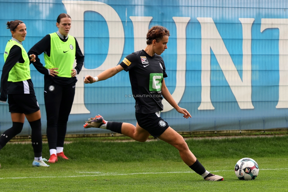 Sturm Damen - Neulengbach
OEFB Frauen Bundesliga, 7. Runde, SK Sturm Graz Damen - USV Neulengbach, Trainingszentrum Messendorf, 27.09.2025. 

Foto zeigt Leonie Christin Tragl (Sturm Damen)
