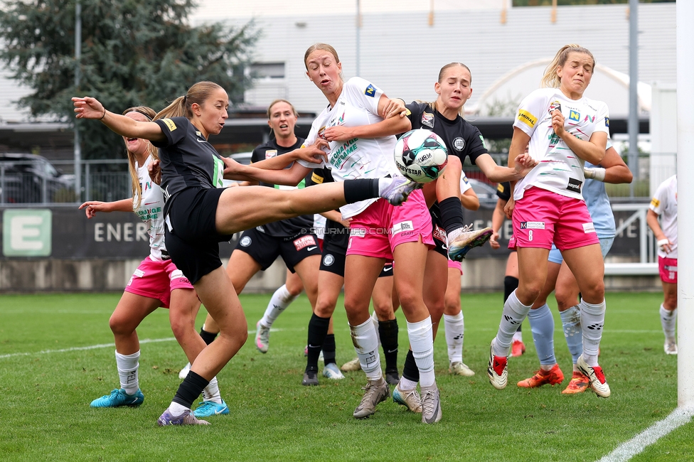 Sturm Damen - Neulengbach
OEFB Frauen Bundesliga, 7. Runde, SK Sturm Graz Damen - USV Neulengbach, Trainingszentrum Messendorf, 27.09.2025. 

Foto zeigt Emira Makalic (Sturm Damen)
