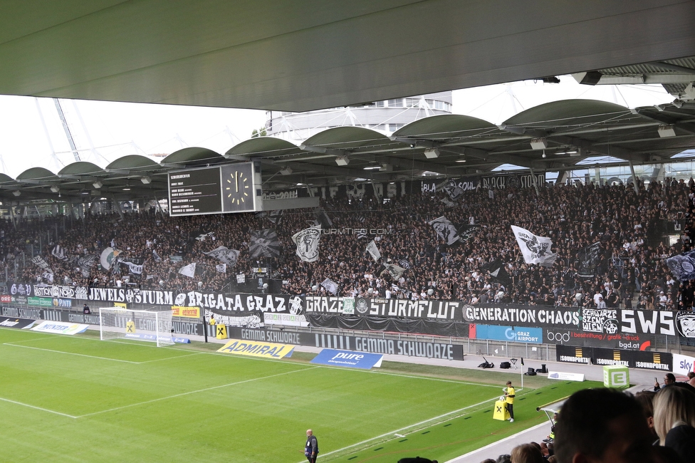 Sturm Graz - Hartberg
Oesterreichische Fussball Bundesliga,8. Runde, SK Sturm Graz - TSV Hartberg, Stadion Liebenau Graz, 28.09.2025. 

Foto zeigt Fans von Sturm
