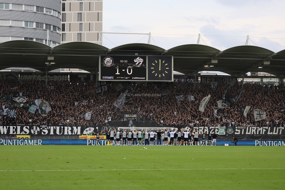 Sturm Graz - Hartberg
Oesterreichische Fussball Bundesliga,8. Runde, SK Sturm Graz - TSV Hartberg, Stadion Liebenau Graz, 28.09.2025. 

Foto zeigt die Mannschaft von Sturm und Fans von Sturm
