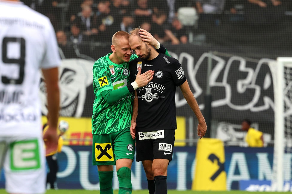 Sturm Graz - Hartberg
Oesterreichische Fussball Bundesliga,8. Runde, SK Sturm Graz - TSV Hartberg, Stadion Liebenau Graz, 28.09.2025. 

Foto zeigt Oliver Christensen (Sturm) und Jon Gorenc-Stankovic (Sturm)
