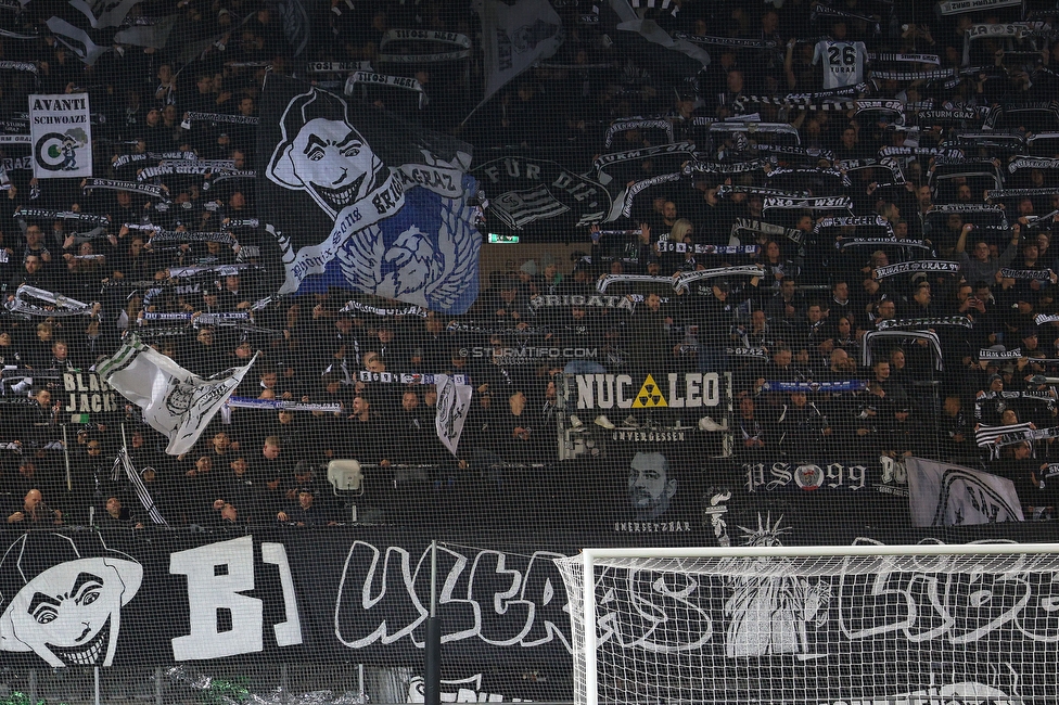 Sturm Graz - Rangers
UEFA Europa League - 2. Runde, SK Sturm Graz - FC Glasgow Rangers, Stadion Liebenau Graz, 02.10.2025. 

Foto zeigt Fans von Sturm
Schlüsselwörter: schals brigata