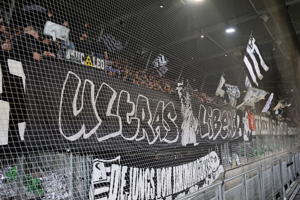 Sturm Graz - Rangers
UEFA Europa League Gruppenphase 2. Spieltag, SK Sturm Graz - Glasgow Rangers, Stadion Liebenau Graz, 02.10.2025. 

Foto zeigt Fans von Sturm mit einem Spruchband
Schlüsselwörter: repression
