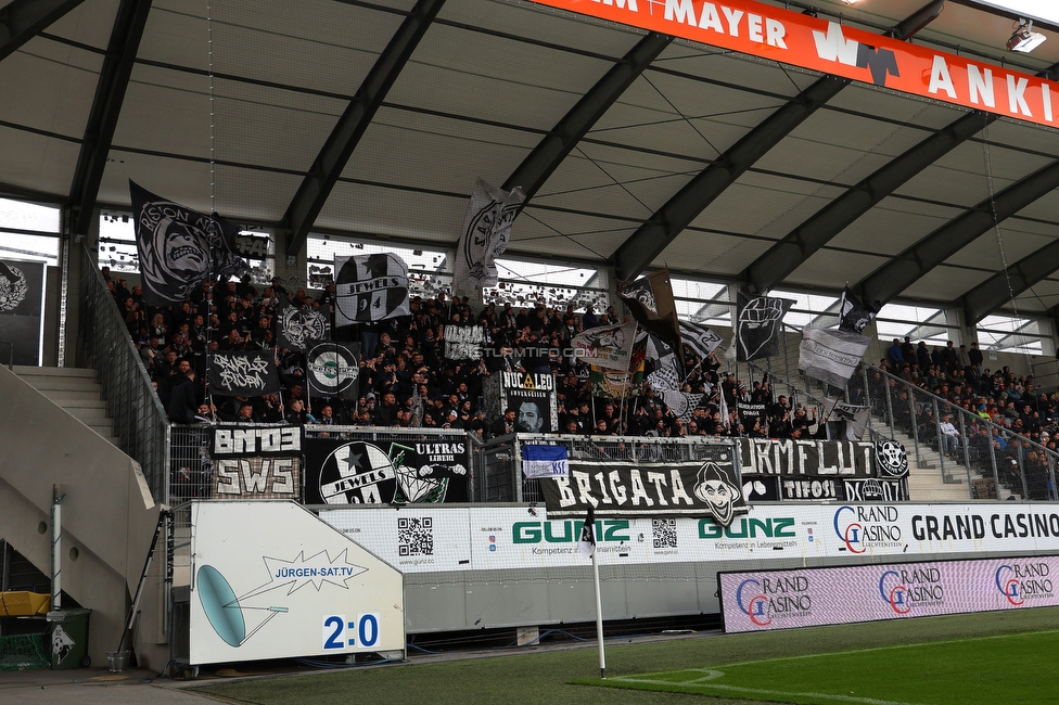 Altach - Sturm Graz
Oesterreichische Fussball Bundesliga, 9. Runde, SC Rheindorf Altach - SK Sturm Graz, Stadion Schnabelholz Altach, 05.10.2025. 

Foto zeigt Fans von Sturm
