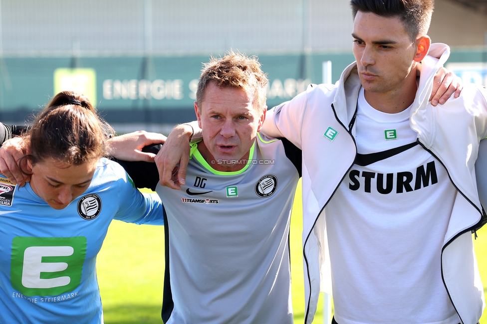 Sturm Damen - Altach
OEFB Frauen Bundesliga, 9. Runde, SK Sturm Graz Damen - SCR Altach, Trainingszentrum Messendorf, 12.10.2025. 

Foto zeigt Daniel Gutschi (Torwart-Trainer Sturm Damen)
