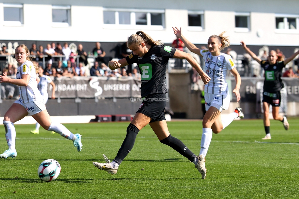 Sturm Damen - Altach
OEFB Frauen Bundesliga, 9. Runde, SK Sturm Graz Damen - SCR Altach, Trainingszentrum Messendorf, 12.10.2025. 

Foto zeigt Sandra Jakobsen (Sturm Damen)
