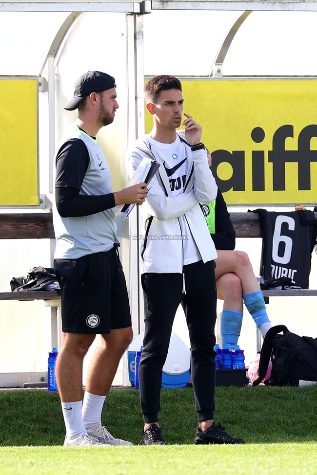 Sturm Damen - Altach
OEFB Frauen Bundesliga, 9. Runde, SK Sturm Graz Damen - SCR Altach, Trainingszentrum Messendorf, 12.10.2025. 

Foto zeigt Jakob Gschwandner (Assistenztrainer Sturm Damen) und Tode Djakovic (Cheftrainer Sturm Damen)
