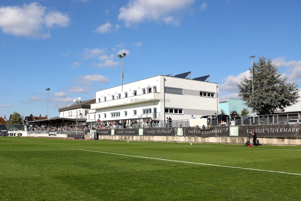 Sturm Damen - Altach
OEFB Frauen Bundesliga, 9. Runde, SK Sturm Graz Damen - SCR Altach, Trainingszentrum Messendorf, 12.10.2025. 

Foto zeigt Fans in Messendorf
