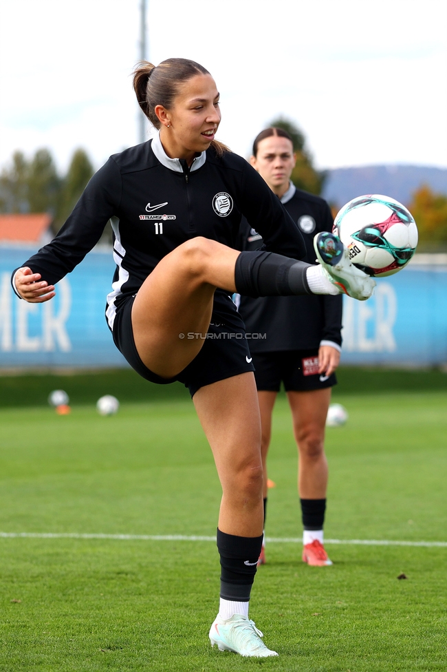 Sturm Damen - LASK
OEFB Frauen Bundesliga, 10. Runde, SK Sturm Graz Damen - LASK, Trainingszentrum Messendorf, 18.10.2025. 

Foto zeigt Ruzika Krajinovic (Sturm Damen)

