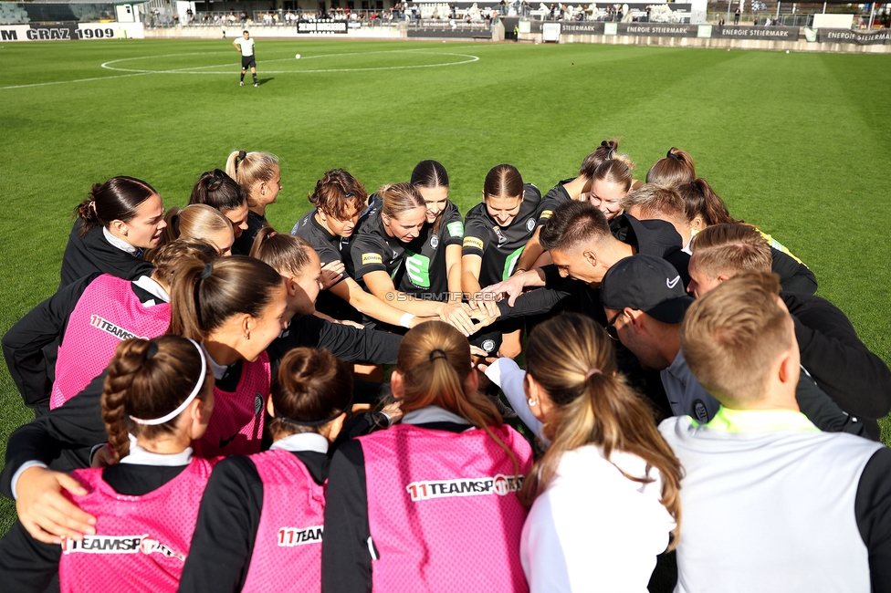 Sturm Damen - LASK
OEFB Frauen Bundesliga, 10. Runde, SK Sturm Graz Damen - LASK, Trainingszentrum Messendorf, 18.10.2025. 

Foto zeigt die Mannschaft der Sturm Damen

