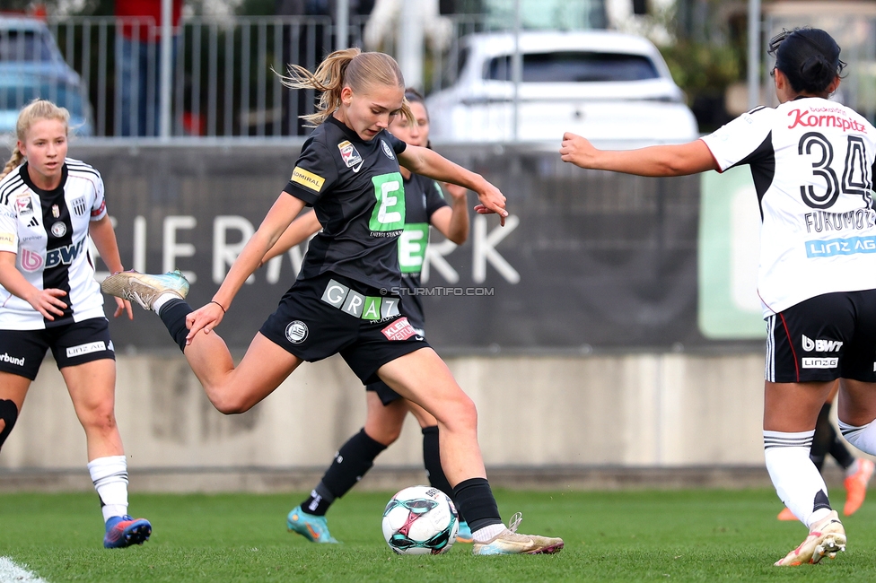Sturm Damen - LASK
OEFB Frauen Bundesliga, 10. Runde, SK Sturm Graz Damen - LASK, Trainingszentrum Messendorf, 18.10.2025. 

Foto zeigt Lena Breznik (Sturm Damen)

