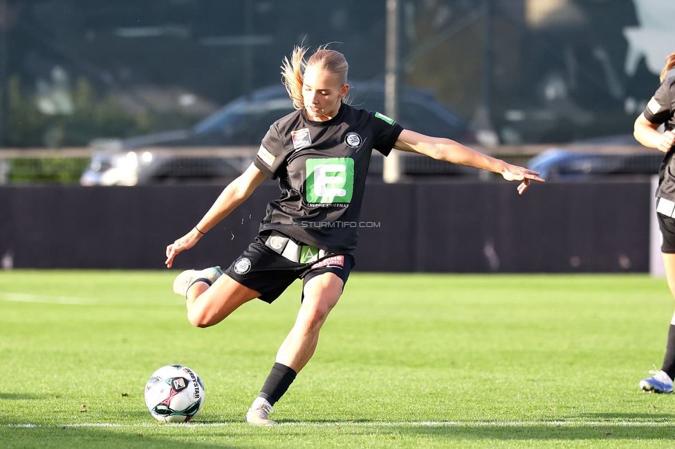 Sturm Damen - LASK
OEFB Frauen Bundesliga, 10. Runde, SK Sturm Graz Damen - LASK, Trainingszentrum Messendorf, 18.10.2025. 

Foto zeigt Lena Breznik (Sturm Damen)
