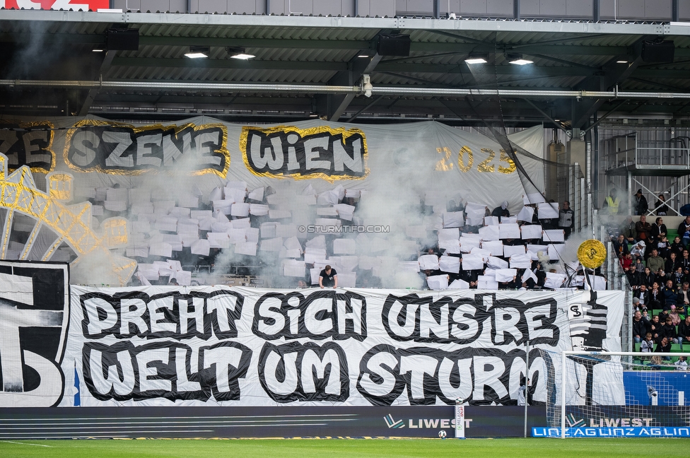 BW Linz - Sturm Graz
Oesterreichische Fussball Bundesliga, 10 Runde, FC Blau-Weiss Linz - SK Sturm Graz, Donauparkstadion Linz, 19.10.2025. 

Foto zeigt Fans von Sturm mit einer Choreografie
