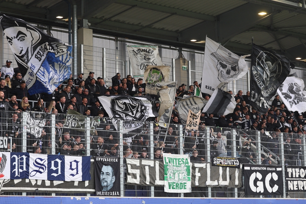 BW Linz - Sturm Graz
Oesterreichische Fussball Bundesliga, 10 Runde, FC Blau-Weiss Linz - SK Sturm Graz, Donauparkstadion Linz, 19.10.2025. 

Foto zeigt Fans von Sturm
Schlüsselwörter: sturmflut