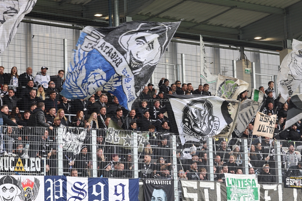 BW Linz - Sturm Graz
Oesterreichische Fussball Bundesliga, 10 Runde, FC Blau-Weiss Linz - SK Sturm Graz, Donauparkstadion Linz, 19.10.2025. 

Foto zeigt Fans von Sturm
Schlüsselwörter: brigata
