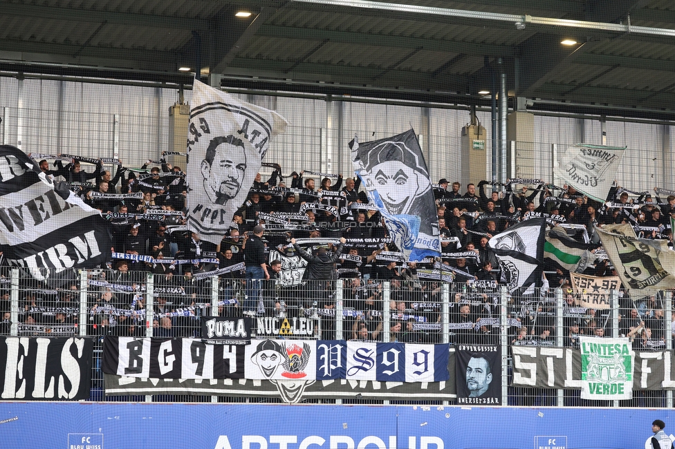 BW Linz - Sturm Graz
Oesterreichische Fussball Bundesliga, 10 Runde, FC Blau-Weiss Linz - SK Sturm Graz, Donauparkstadion Linz, 19.10.2025. 

Foto zeigt Fans von Sturm
Schlüsselwörter: schals