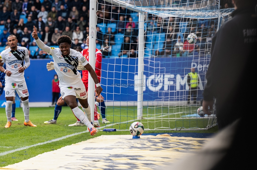 BW Linz - Sturm Graz
Oesterreichische Fussball Bundesliga, 10 Runde, FC Blau-Weiss Linz - SK Sturm Graz, Donauparkstadion Linz, 19.10.2025. 

Foto zeigt Tochi Phil Chukwuani (Sturm)
