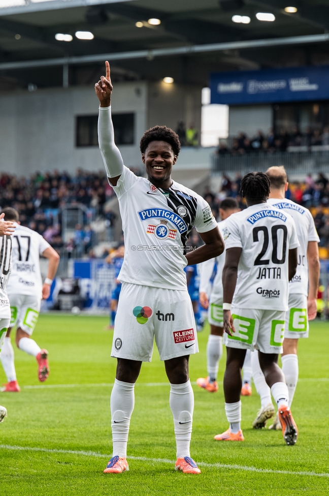 BW Linz - Sturm Graz
Oesterreichische Fussball Bundesliga, 10 Runde, FC Blau-Weiss Linz - SK Sturm Graz, Donauparkstadion Linz, 19.10.2025. 

Foto zeigt Tochi Phil Chukwuani (Sturm)
