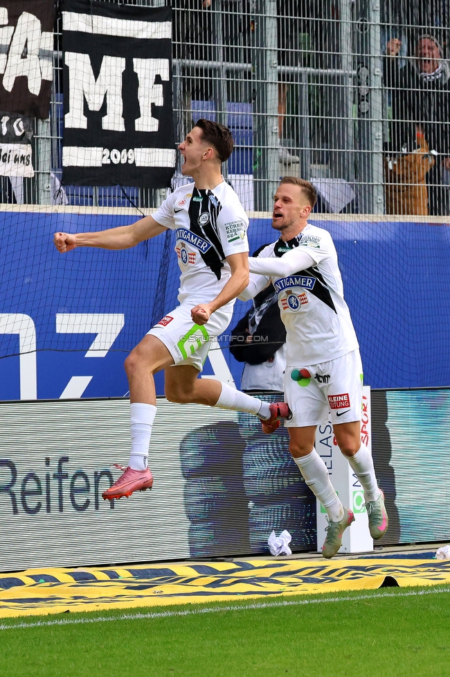 BW Linz - Sturm Graz
Oesterreichische Fussball Bundesliga, 10 Runde, FC Blau-Weiss Linz - SK Sturm Graz, Donauparkstadion Linz, 19.10.2025. 

Foto zeigt Leon Grgic (Sturm)
Schlüsselwörter: torjubel