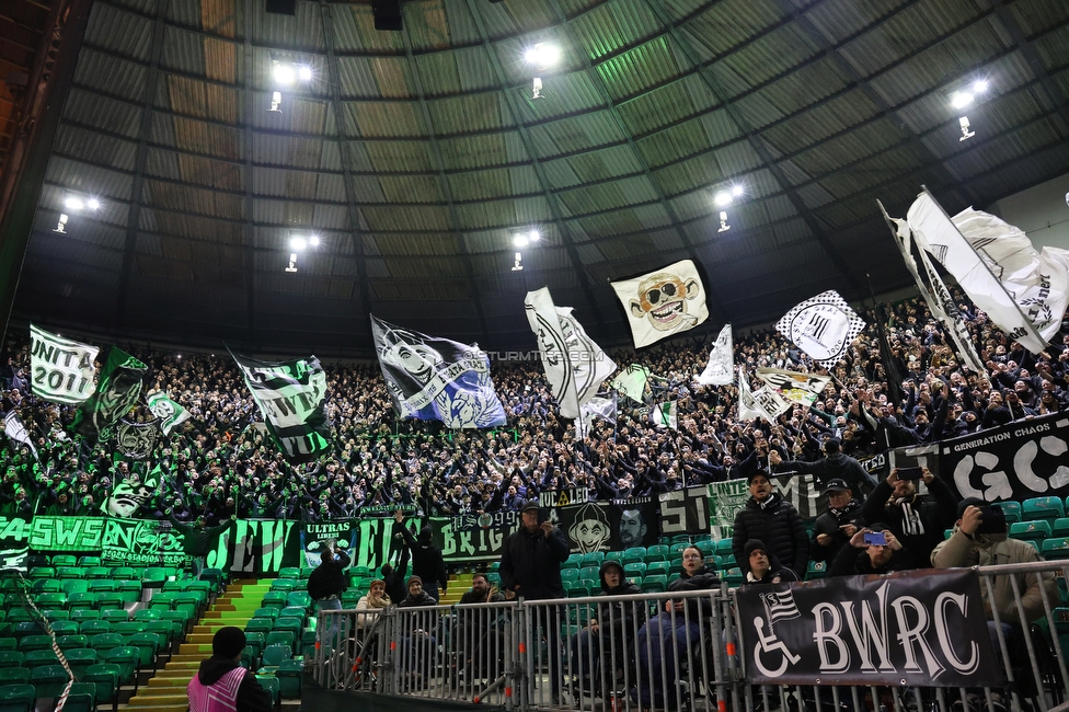 Celtic Glasgow - Sturm Graz
UEFA Europa League Gruppenphase 3. Spieltag, Celtic Glasgow - SK Sturm Graz, Celtic Park Glasgow, 23.10.2025. 

Foto zeigt Fans von Sturm
