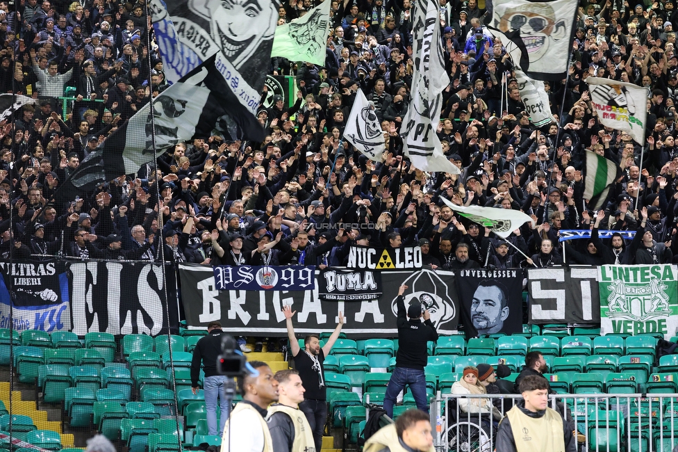 Celtic Glasgow - Sturm Graz
UEFA Europa League Gruppenphase 3. Spieltag, Celtic Glasgow - SK Sturm Graz, Celtic Park Glasgow, 23.10.2025. 

Foto zeigt Fans von Sturm
Schlüsselwörter: brigata vorsaenger