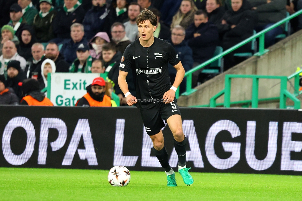 Celtic Glasgow - Sturm Graz
UEFA Europa League Gruppenphase 3. Spieltag, Celtic Glasgow - SK Sturm Graz, Celtic Park Glasgow, 23.10.2025. 

Foto zeigt Tim Oermann (Sturm)

