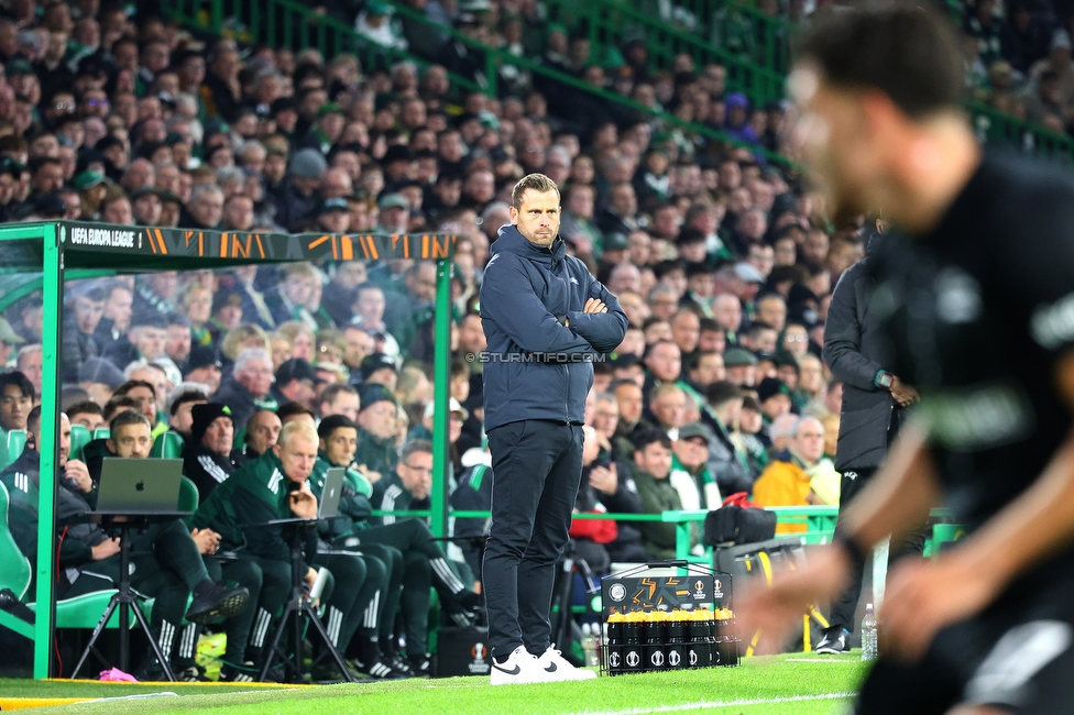 Celtic Glasgow - Sturm Graz
UEFA Europa League Gruppenphase 3. Spieltag, Celtic Glasgow - SK Sturm Graz, Celtic Park Glasgow, 23.10.2025. 

Foto zeigt Juergen Saeumel (Cheftrainer Sturm)
