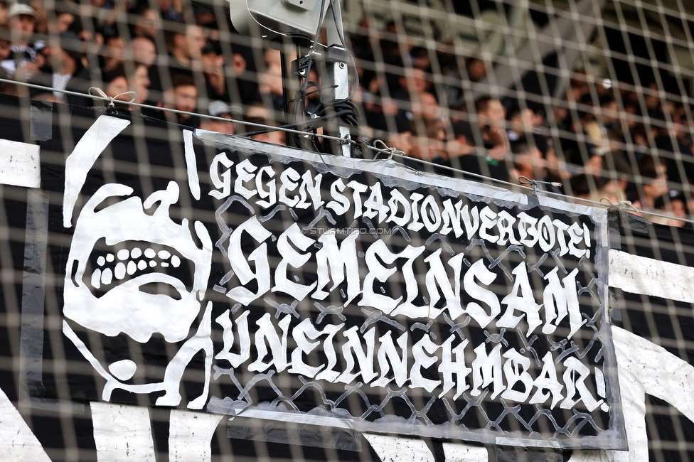 Sturm Graz - Wolfsberg
Oesterreichische Fussball Bundesliga, 11. Runde, SK Sturm Graz - Wolfsberger AC, Stadion Liebenau Graz, 26.10.2025. 

Foto zeigt Fans von Sturm
Schlüsselwörter: bastion