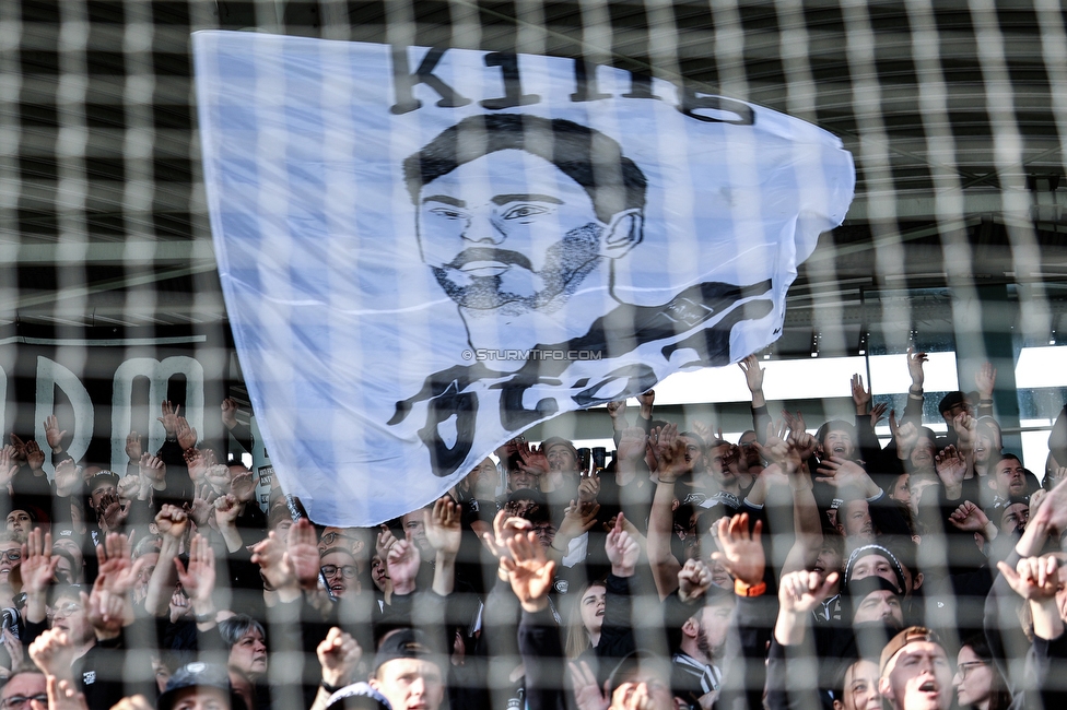 Sturm Graz - Wolfsberg
Oesterreichische Fussball Bundesliga, 11. Runde, SK Sturm Graz - Wolfsberger AC, Stadion Liebenau Graz, 26.10.2025. 

Foto zeigt Fans von Sturm mit einer Fahne von Otar Kiteishvili (Sturm)
