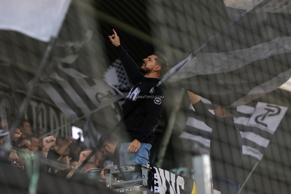 Sturm Graz - Wolfsberg
Oesterreichische Fussball Bundesliga, 11. Runde, SK Sturm Graz - Wolfsberger AC, Stadion Liebenau Graz, 26.10.2025. 

Foto zeigt Fans von Sturm
Schlüsselwörter: brigata vorsaenger