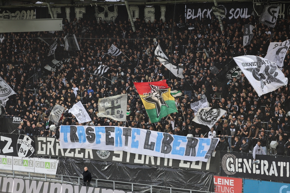 Sturm Graz - Wolfsberg
Oesterreichische Fussball Bundesliga, 11. Runde, SK Sturm Graz - Wolfsberger AC, Stadion Liebenau Graz, 26.10.2025. 

Foto zeigt Fans von Sturm mit einem Spruchband
Schlüsselwörter: sturmflut repression pisa