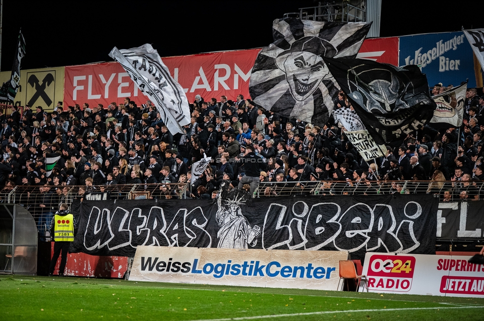 Admira - Sturm Graz
OEFB Cup Achtelfinale, Admira Wacker - SK Sturm Graz, Stadion Suedstadt Maria Enzersdorf, 29.10.2025. 

Foto zeigt Fans von Sturm
