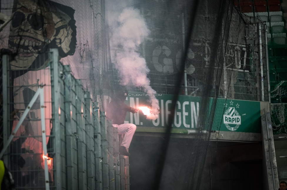Rapid Wien - Sturm Graz
Oesterreichische Fussball Bundesliga, 12. Runde, SK Rapid Wien - SK Sturm Graz, Weststadion Wien, 02.11.2025. 

Foto zeigt Fans von Sturm
