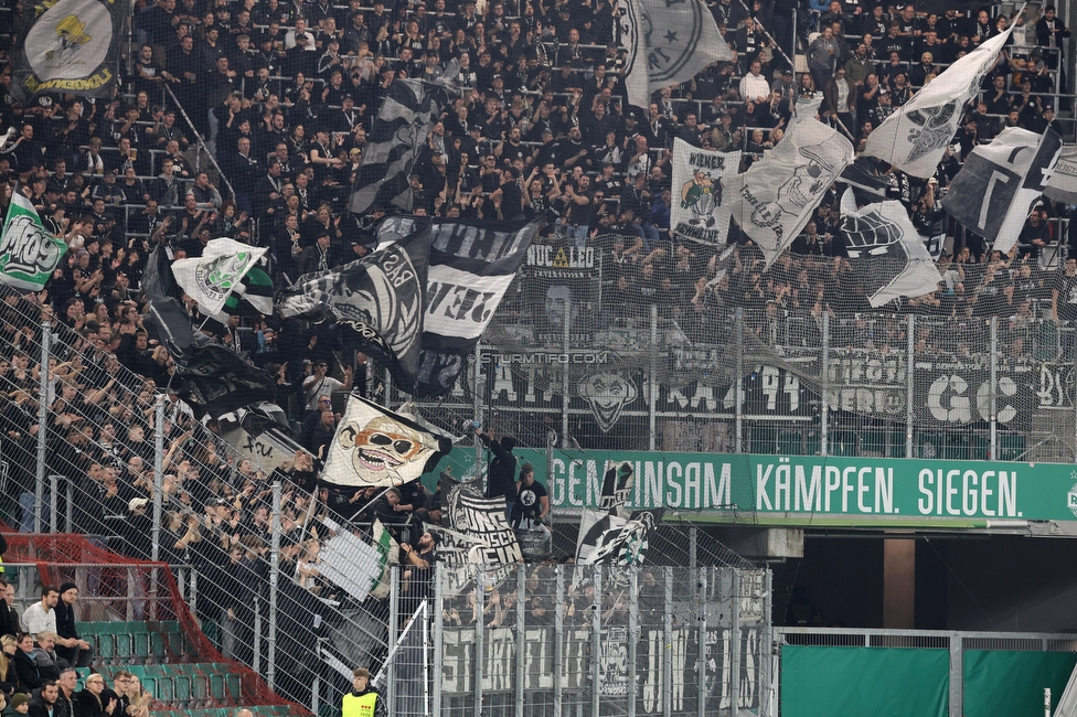 Rapid Wien - Sturm Graz
Oesterreichische Fussball Bundesliga, 12. Runde, SK Rapid Wien - SK Sturm Graz, Weststadion Wien, 02.11.2025. 

Foto zeigt Fans von Sturm
