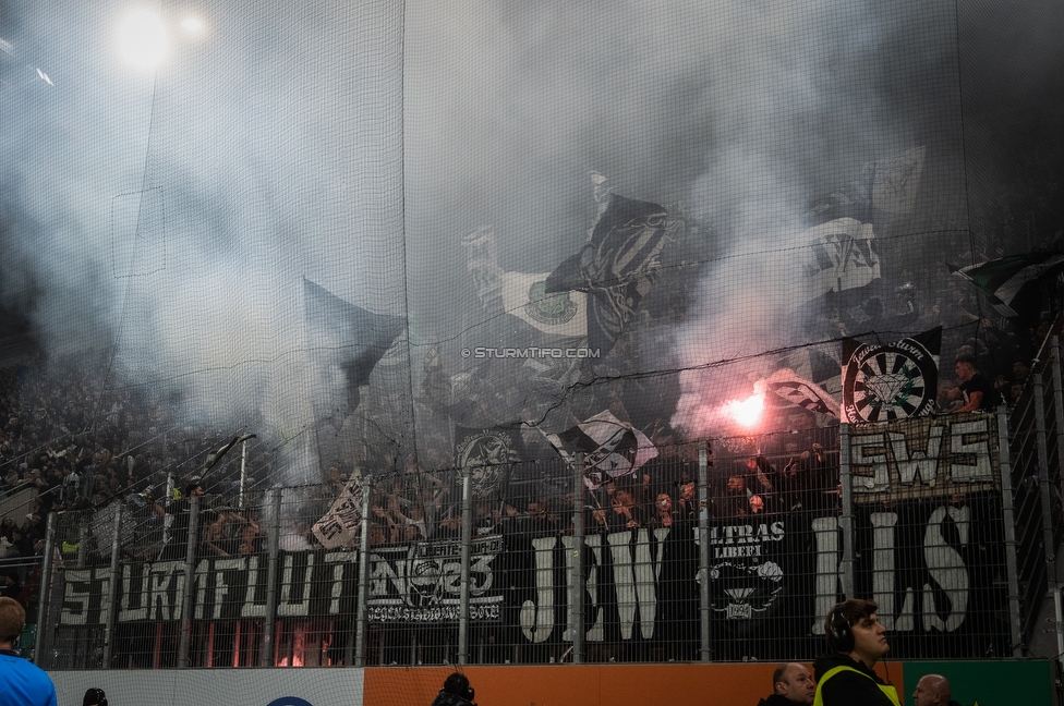 Rapid Wien - Sturm Graz
Oesterreichische Fussball Bundesliga, 12. Runde, SK Rapid Wien - SK Sturm Graz, Weststadion Wien, 02.11.2025. 

Foto zeigt Fans von Sturm
