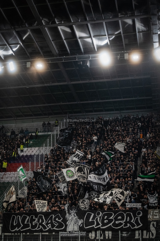 Rapid Wien - Sturm Graz
Oesterreichische Fussball Bundesliga, 12. Runde, SK Rapid Wien - SK Sturm Graz, Weststadion Wien, 02.11.2025. 

Foto zeigt Fans von Sturm mit einem Spruchband
Schlüsselwörter: repression