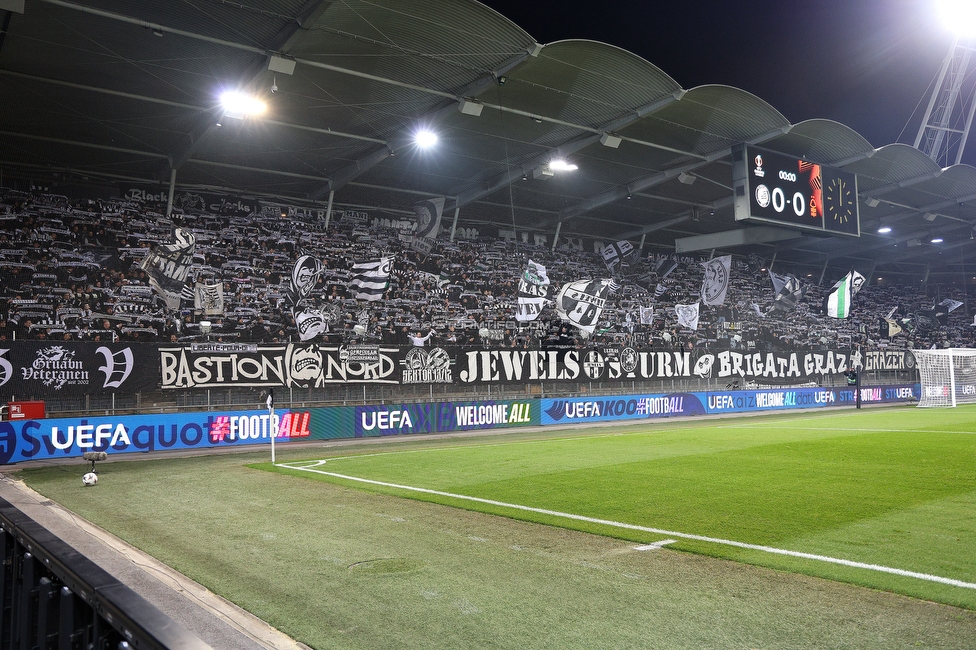 Sturm Graz - Nottingham
UEFA Europa League Gruppenphase 4. Spieltag, SK Sturm Graz - Nottingham Forest, Stadion Liebenau Graz, 06.11.2025. 

Foto zeigt Fans von Sturm
Schlüsselwörter: schals