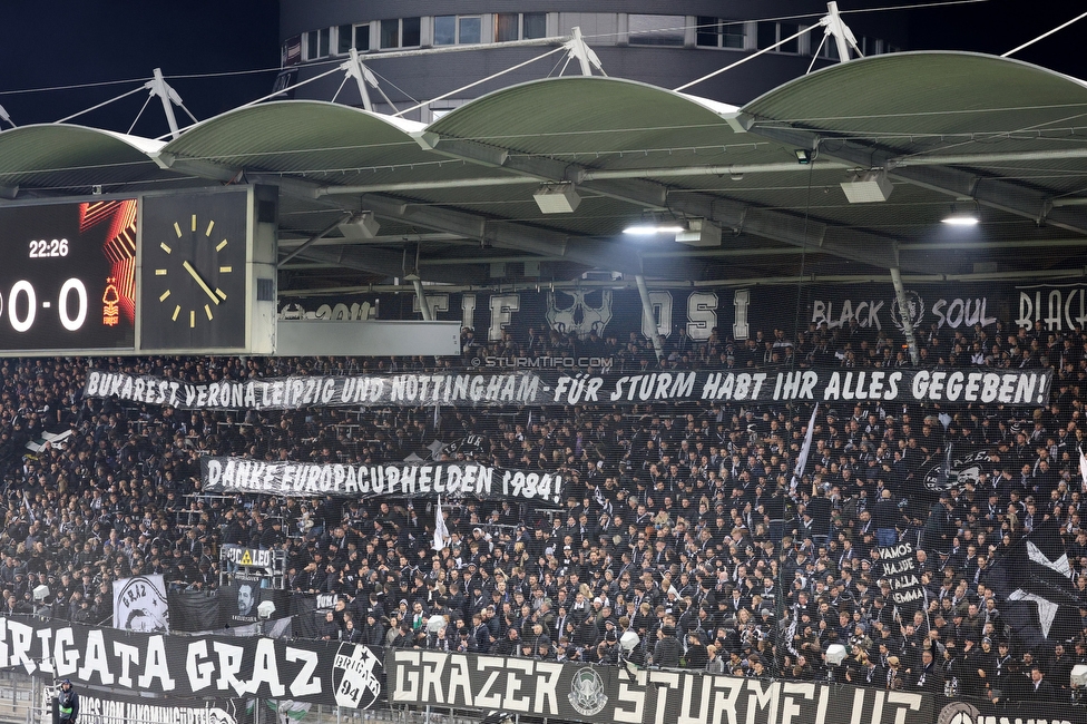 Sturm Graz - Nottingham
UEFA Europa League Gruppenphase 4. Spieltag, SK Sturm Graz - Nottingham Forest, Stadion Liebenau Graz, 06.11.2025. 

Foto zeigt Fans von Sturm mit einem Spruchband
